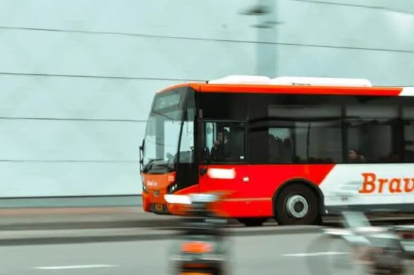 Exersează pentru examenul DRPCIV cu Sofer24